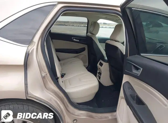 FORD EDGE TITANIUM 2021