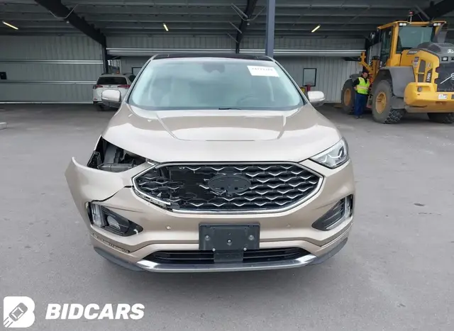 FORD EDGE TITANIUM 2021