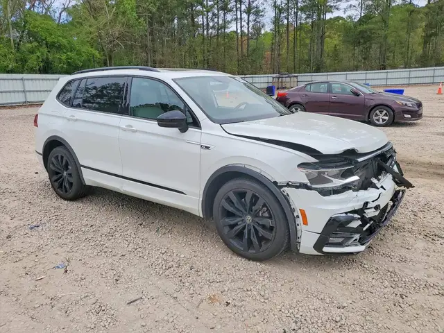 VOLKSWAGEN TIGUAN SE 2021