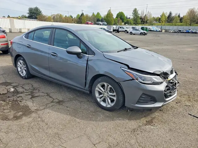 CHEVROLET CRUZE LT 2019