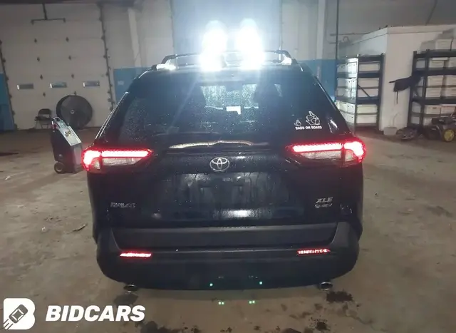 TOYOTA RAV4 HYBRID XLE 2025
