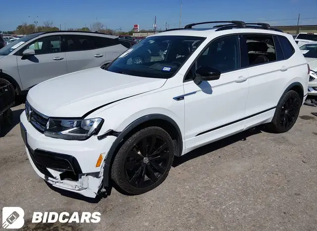 VOLKSWAGEN TIGUAN 2.0T SE 2021