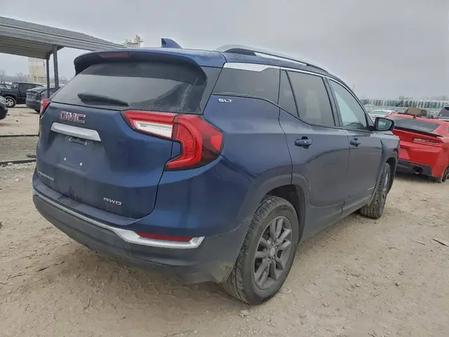 GMC TERRAIN SLT 2023