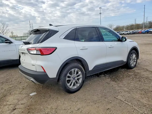 FORD ESCAPE SE 2021