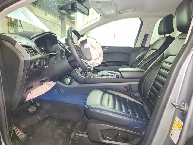 FORD EDGE SEL 2023