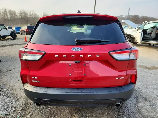 FORD ESCAPE SE 2022