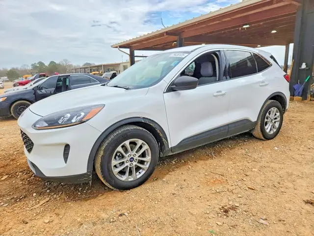 FORD ESCAPE SE 2022