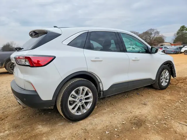 FORD ESCAPE SE 2022
