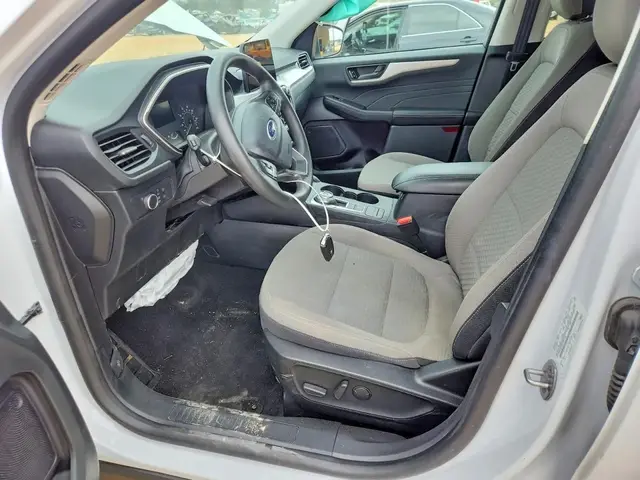 FORD ESCAPE SE 2022