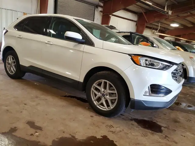 FORD EDGE SEL 2022