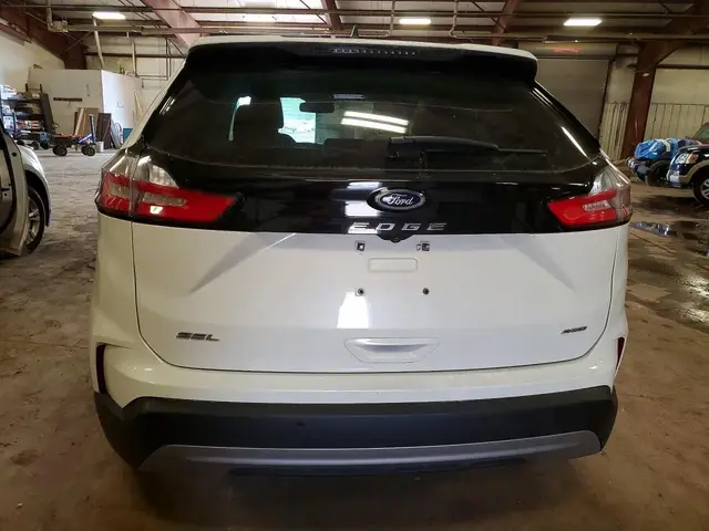 FORD EDGE SEL 2022