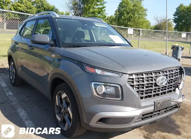 HYUNDAI VENUE SEL/LIMITED 2024
