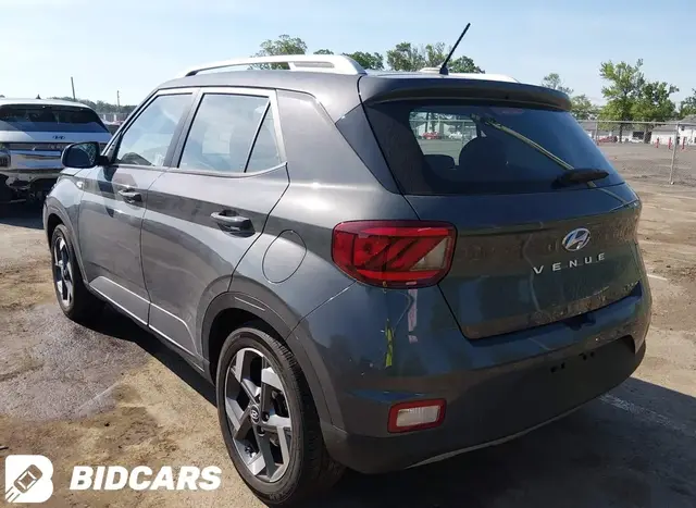 HYUNDAI VENUE SEL/LIMITED 2024