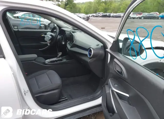 CHEVROLET TRAX FWD SP 2024
