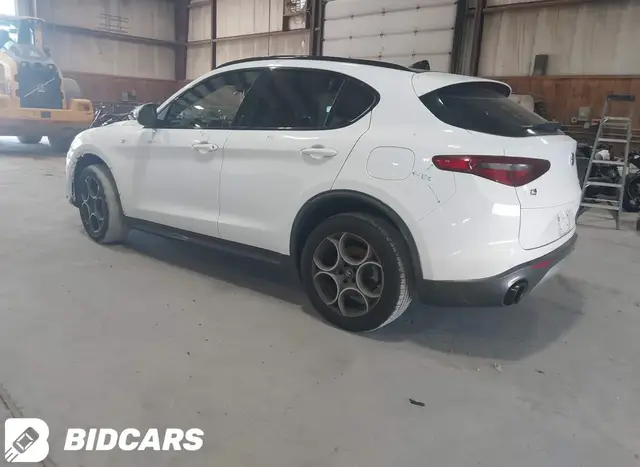 ALFA ROMEO STELVIO TI AWD 2023