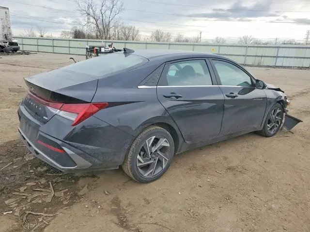 HYUNDAI ELANTRA LIMITED 2024