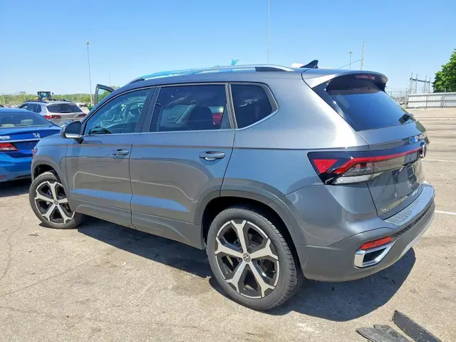 VOLKSWAGEN TAOS SEL 2025