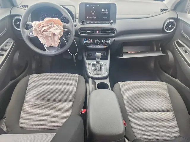 HYUNDAI KONA SE 2023