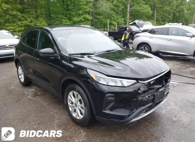 FORD ESCAPE ACTIVE 2023