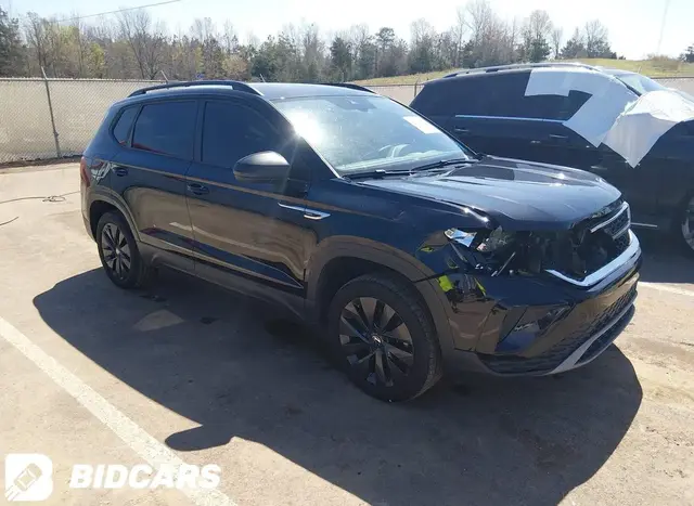 VOLKSWAGEN TAOS 1.5T S 2024