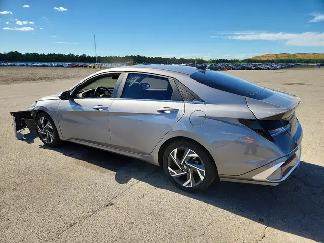 HYUNDAI ELANTRA SEL 2025