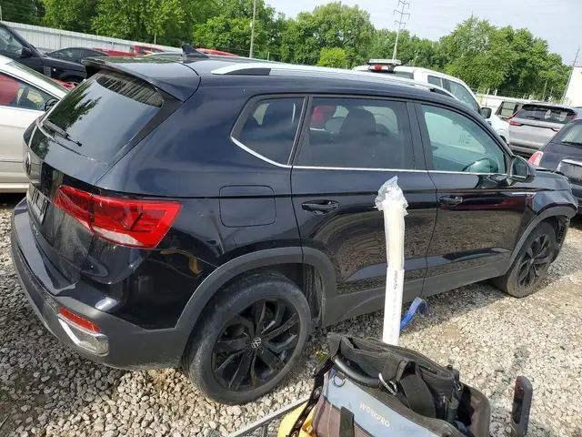 VOLKSWAGEN TAOS SE 2023