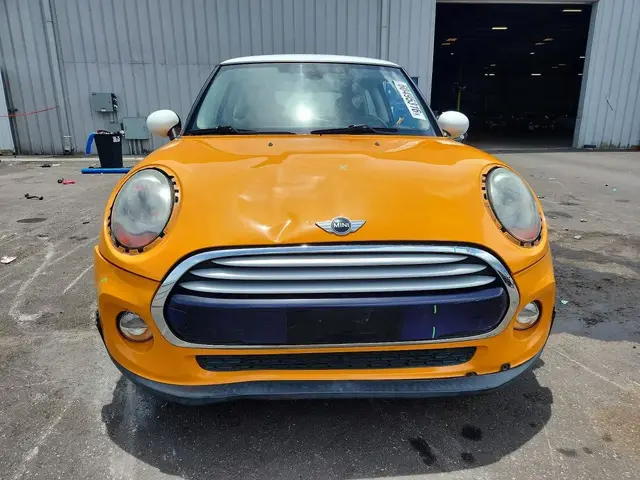 MINI COOPER 2015