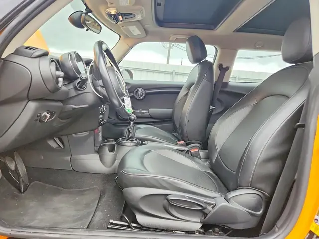 MINI COOPER 2015