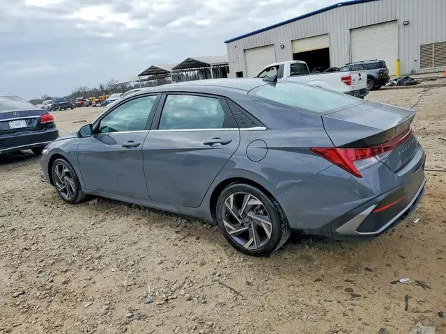 HYUNDAI ELANTRA LIMITED 2024