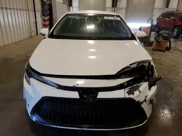 TOYOTA COROLLA LE 2021