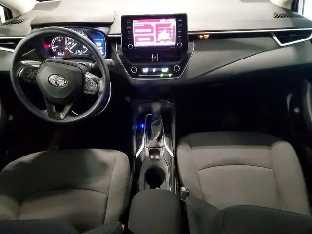 TOYOTA COROLLA LE 2021