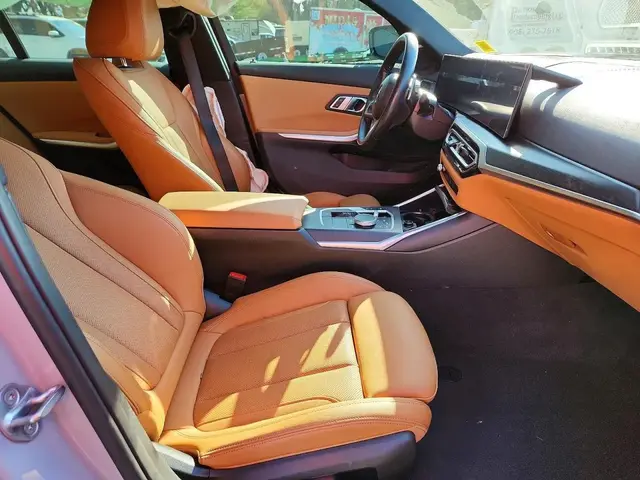 BMW 330XI 2023