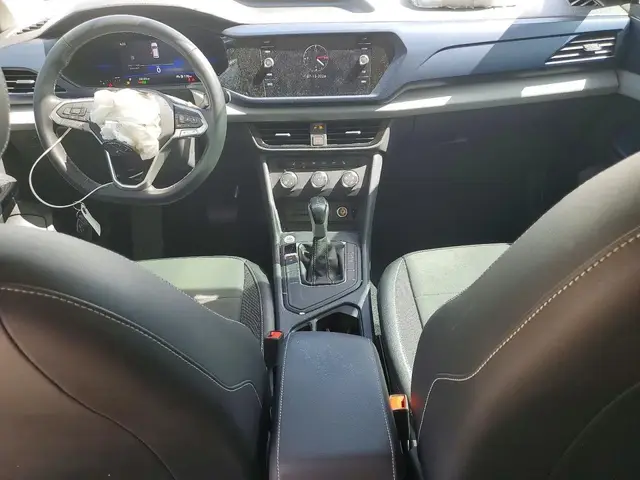 VOLKSWAGEN TAOS SE 2022
