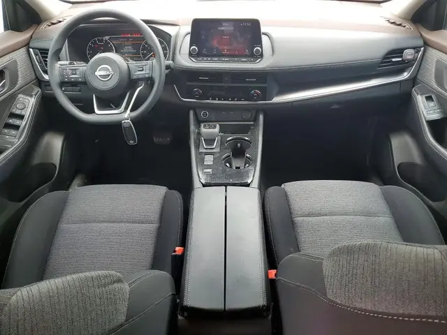 NISSAN ROGUE SV 2023