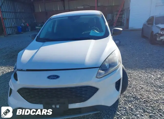 FORD ESCAPE SE 2022