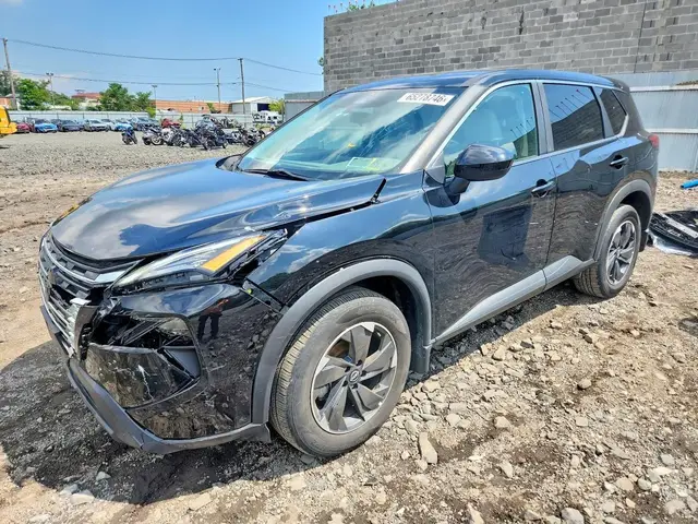 NISSAN ROGUE SV 2024