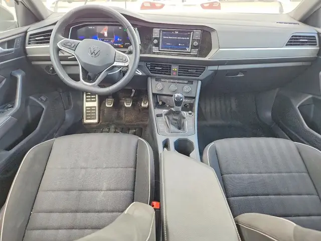VOLKSWAGEN JETTA SPORT 2024