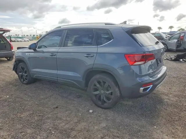 VOLKSWAGEN TAOS SE 2022