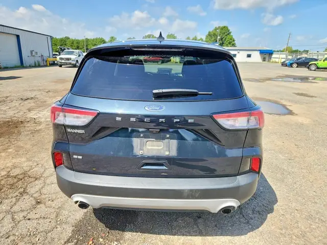 FORD ESCAPE SE 2022