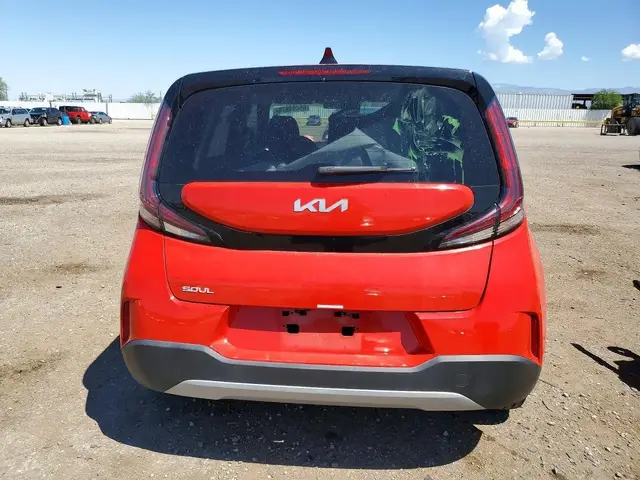 KIA SOUL LX 2023