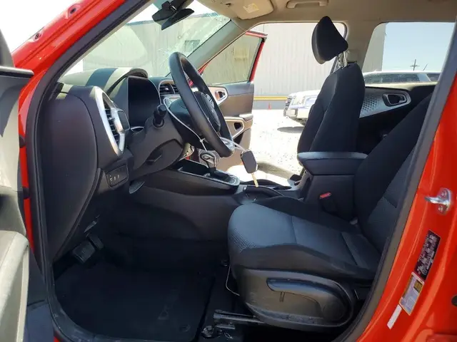 KIA SOUL LX 2023