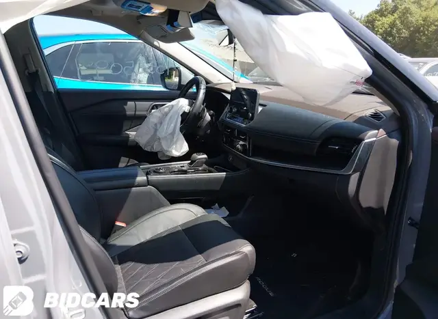NISSAN ROGUE PLATINUM INTELLIGENT AWD 2023
