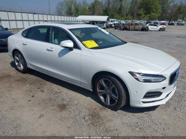 VOLVO S90 T5 MOMENTUM 2018