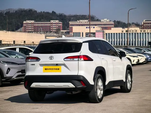 TOYOTA COROLLA CROSS 2022