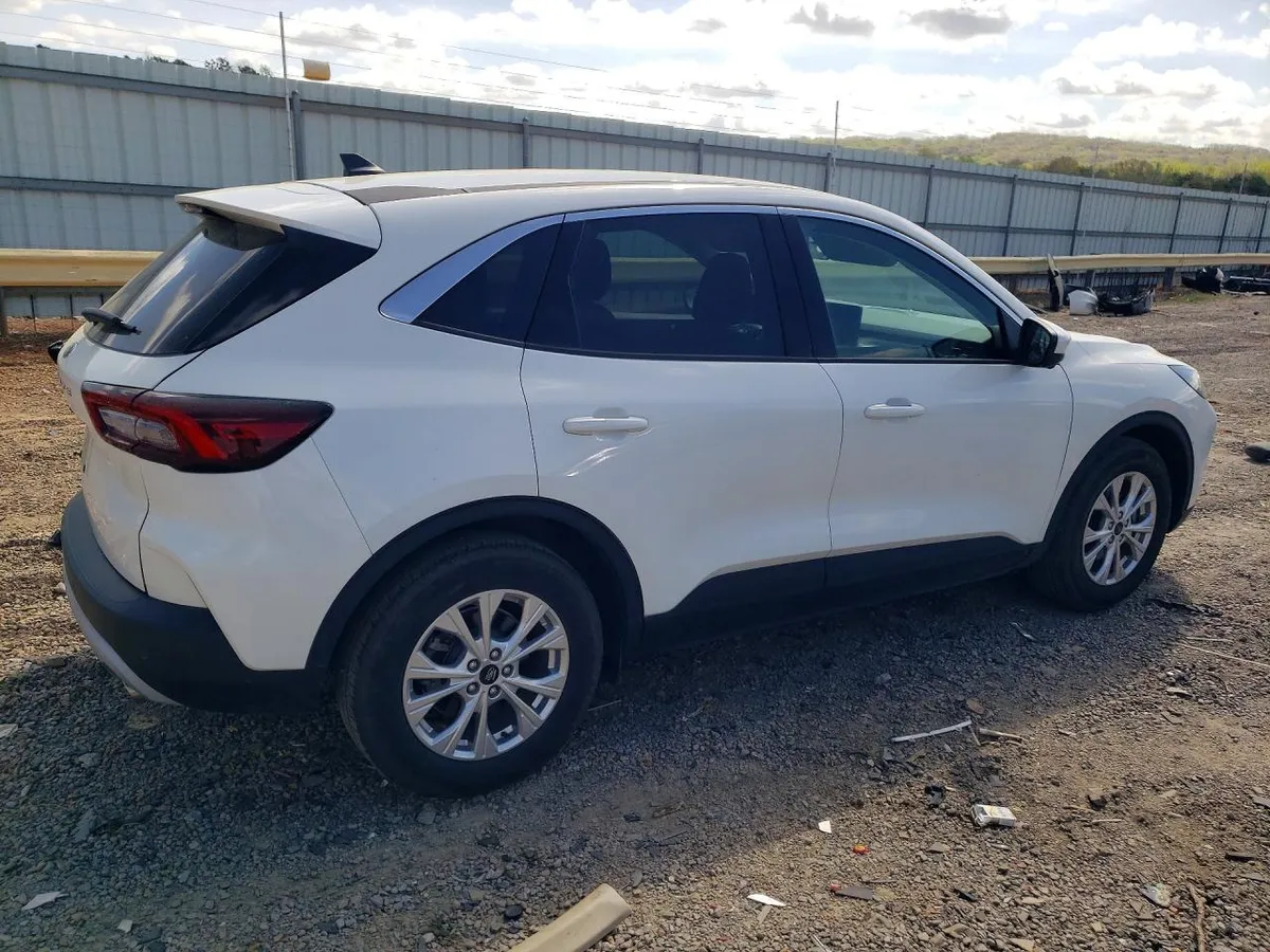 FORD ESCAPE ACTIVE 1 2023