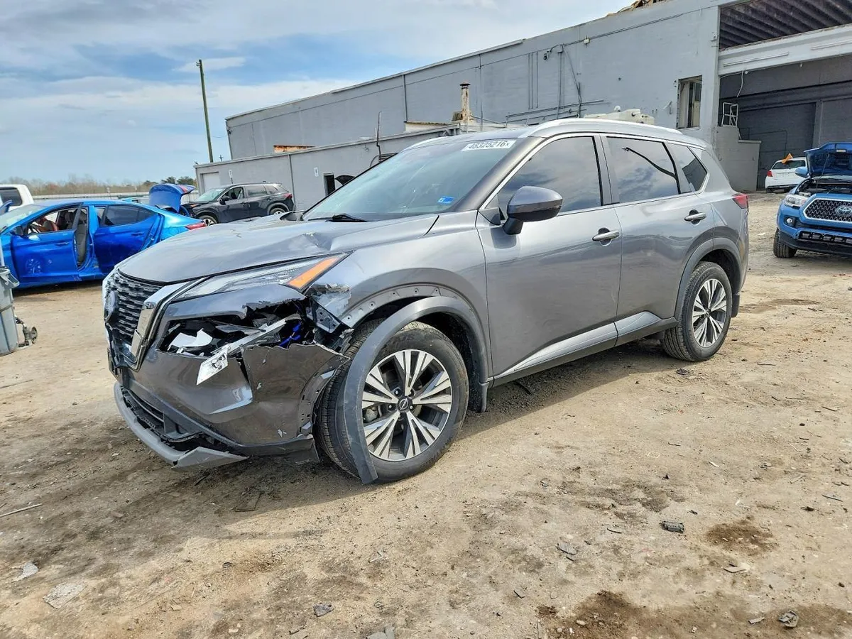 NISSAN ROGUE SV 2022