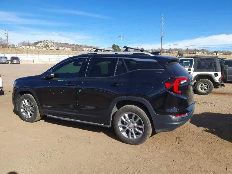 GMC TERRAIN SLT 2024