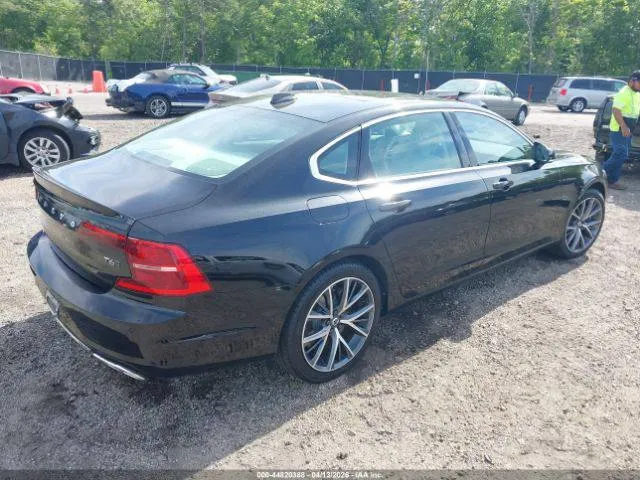 VOLVO S90 ПОЛНЫЙ ПРИВОД 2018