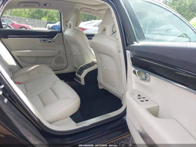 VOLVO S90 ПОЛНЫЙ ПРИВОД 2018