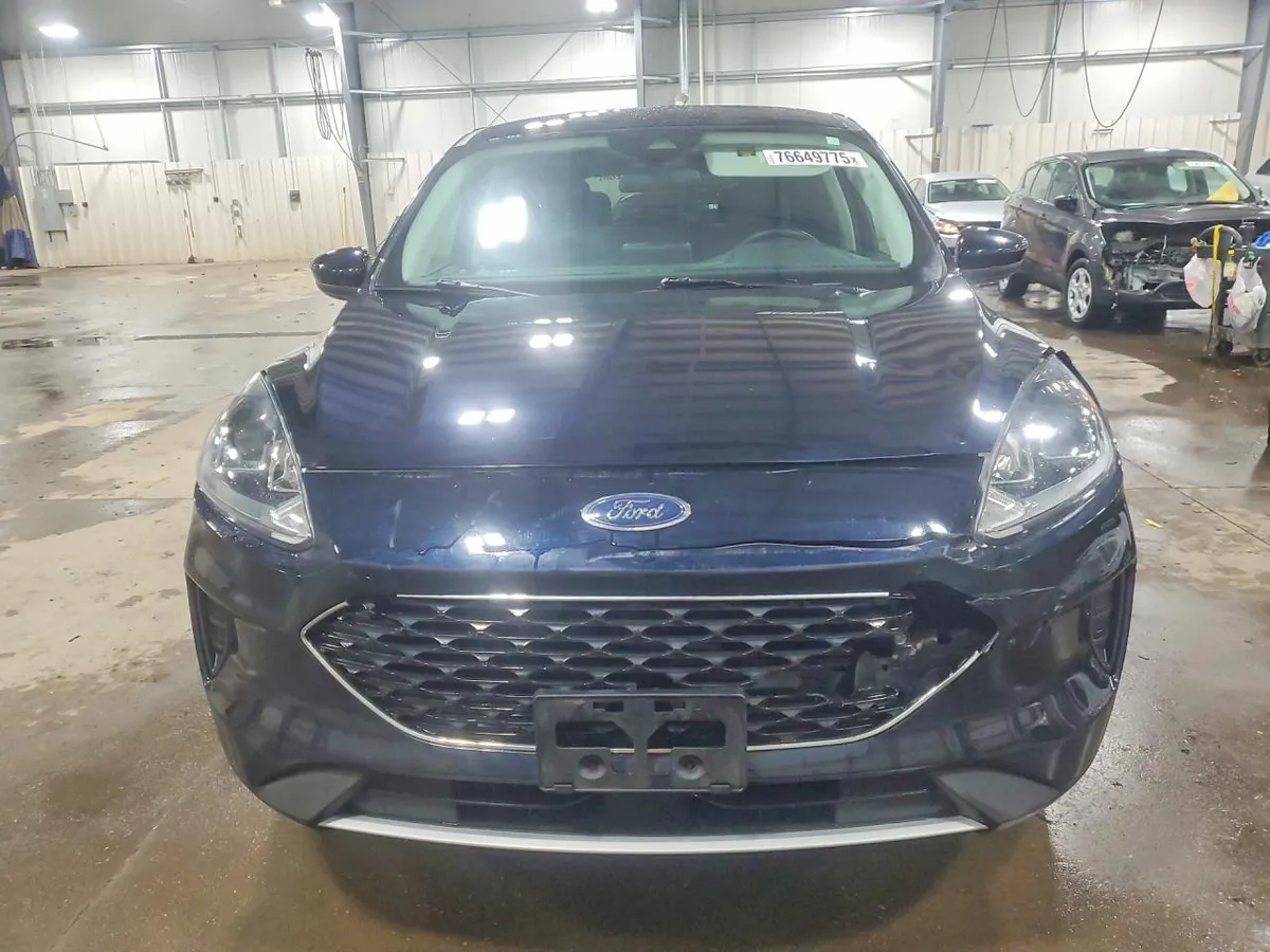 FORD ESCAPE SE 2021